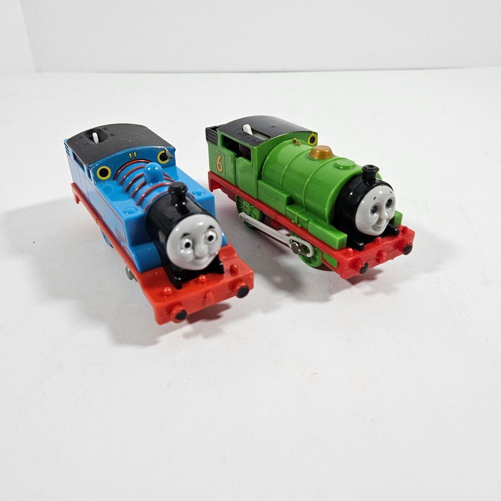 Thomas & Friends TrackMaster Thomas & Percy Motorized Train Engines 2009 Mattel